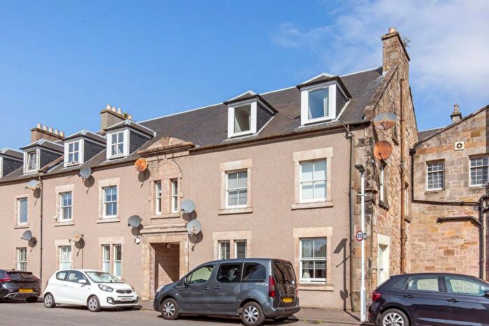 2 Bedroom Flat For Sale In Mid Street, Kirkcaldy, KY1