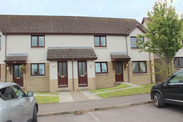 2 Bedroom Apartment To Rent In Holm Dell Place, Inverness, Inverness-Shire, IV2