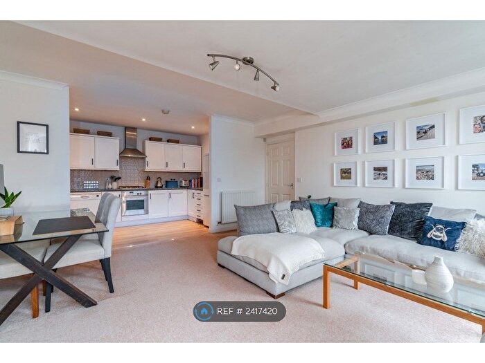 2 Bedroom Flat To Rent In The Mill, Wooburn Green, High Wycombe, HP10