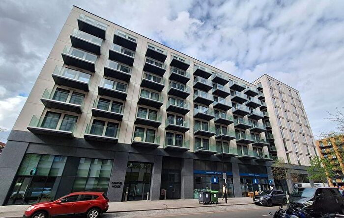 Flat To Rent In Caravel House, Treacle Works, E16