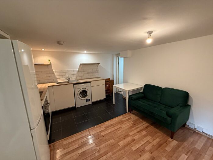 1 Bedroom Flat To Rent In Station Road, London, E7