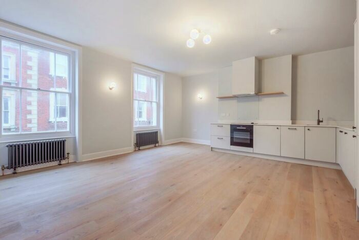 1 Bedroom Apartment To Rent In High Street Banbury, OX16