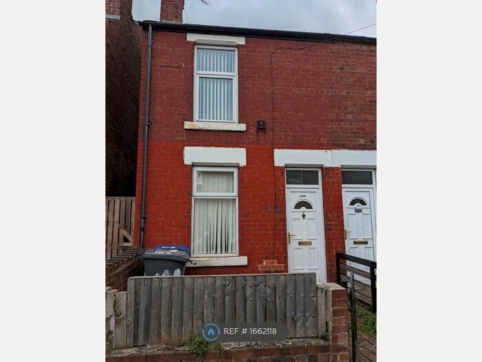 2 Bedroom End Of Terrace House To Rent In St. Johns Road, Doncaster, DN4
