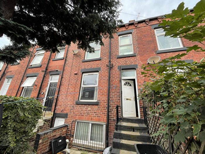 1 Bedroom Terraced House For Sale In Arthington Terrace, Leeds, LS10
