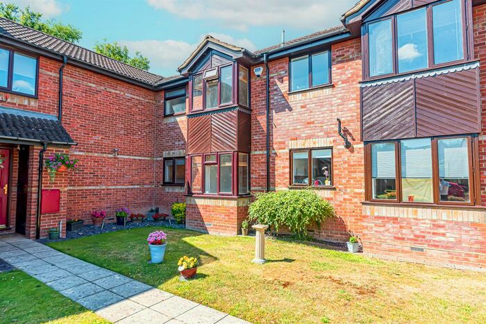 1 Bedroom Terraced House To Rent In Riverdene Drive, Winnersh, Wokingham, RG41