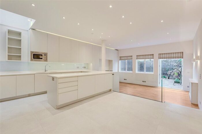 5 Bedroom Detached House To Rent In Wallingford Avenue, London, W10