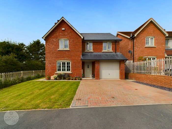 4 Bedroom Detached House For Sale In Englands Field, Hereford, HR1