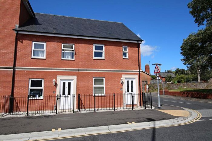 3 Bedroom End Of Terrace House To Rent In William Street, Tiverton, EX16