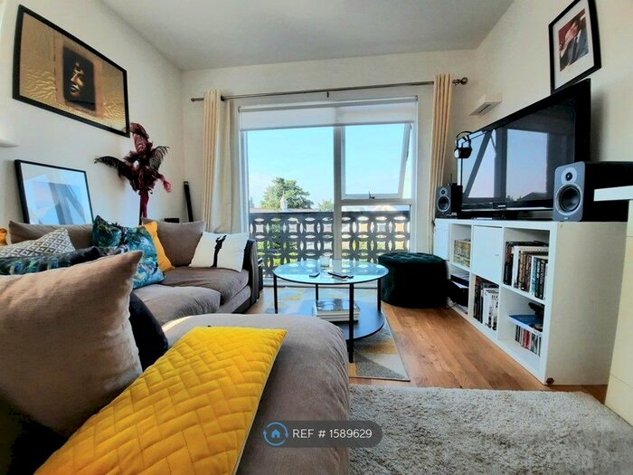 1 Bedroom Flat To Rent In Western Road, Southall, UB2