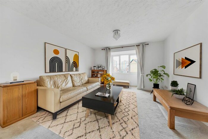 2 Bedroom Flat To Rent In Rossetti Road, South Bermondsey, SE16