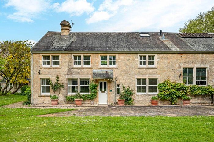 5 Bedroom House To Rent In Charlton Park, Malmesbury, SN16