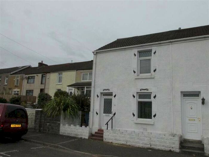 2 Bedroom Property To Rent In Dinas Street, Plasmarl, Swansea, SA6