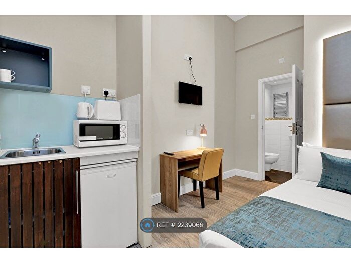 Studio To Rent In Finchley Road, London, NW3