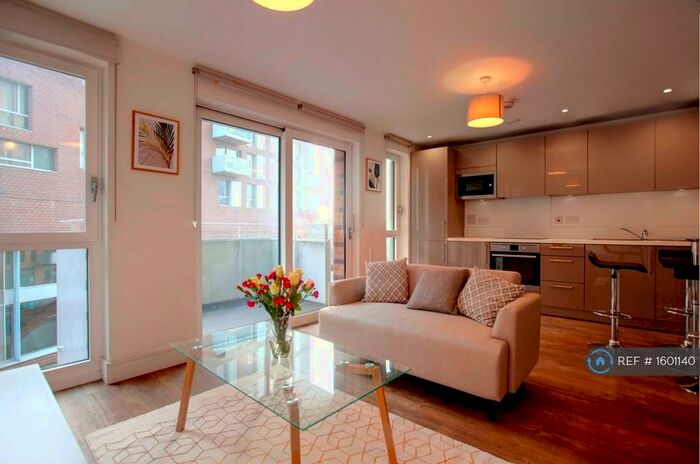 Studio To Rent In Hannaford Walk, London, E3