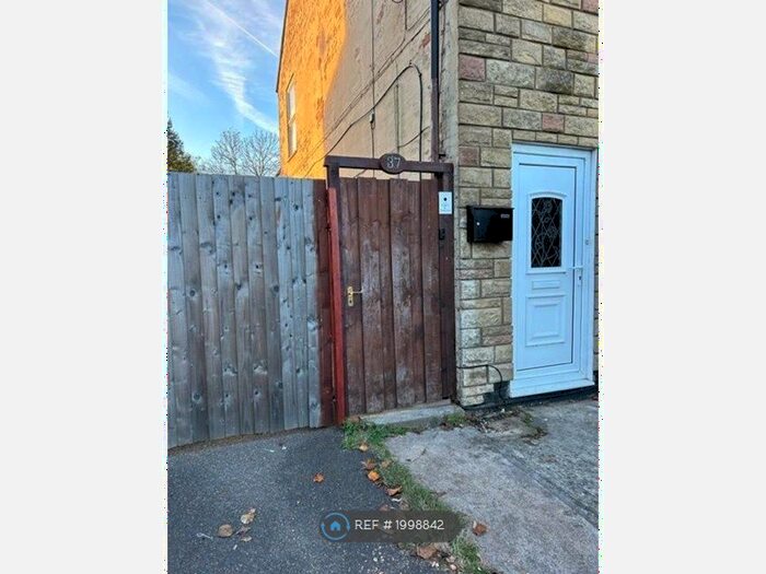 4 Bedroom Semi-Detached House To Rent In Morris Street, Peterborough, PE1