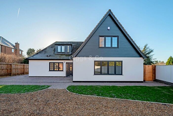 4 Bedroom Detached House To Rent In Houghton Hill, Huntingdon, PE28