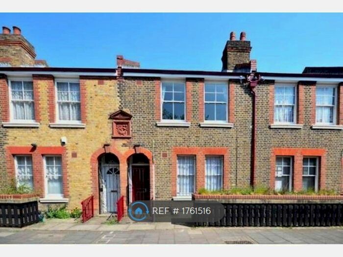 1 Bedroom Flat To Rent In Seal Street, London, E8