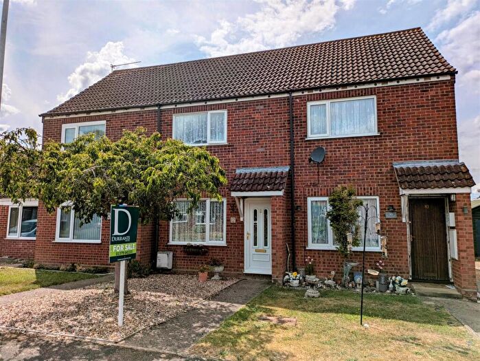 2 Bedroom Terraced House For Sale In Pavilion Court, Roydon, IP22