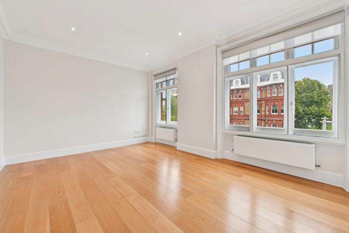 2 Bedroom Flat To Rent In Exhibition Road, South Kensington, SW7