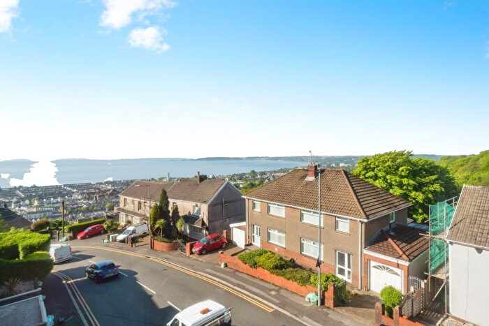 3 Bedroom Terraced House For Sale In Penygraig Road, Townhill, Swansea, SA1