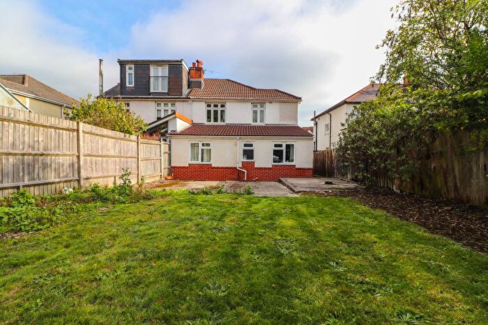 6 Bedroom Semi-Detached House To Rent In Merton Road, Southampton, SO17