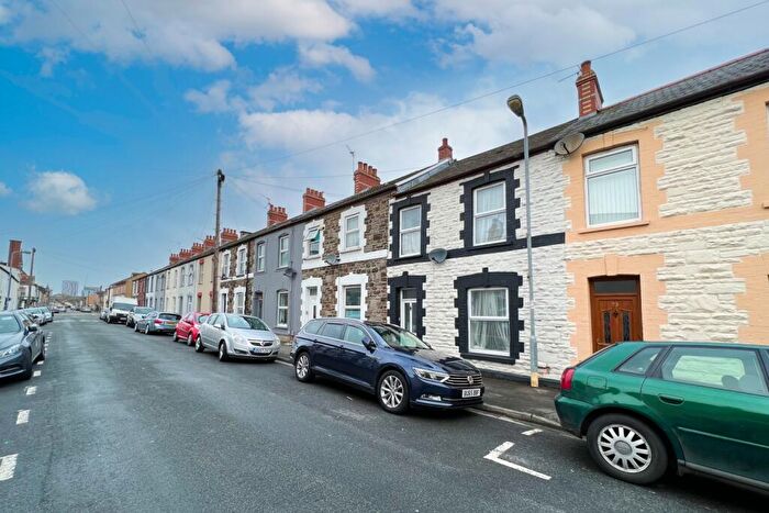 3 Bedroom Terraced House For Sale In Ruby Street, Adamsdown, CF24