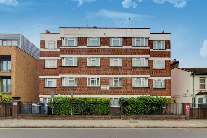1 Bedroom Flat To Rent In Andrula Court, Lordship Lane, N22