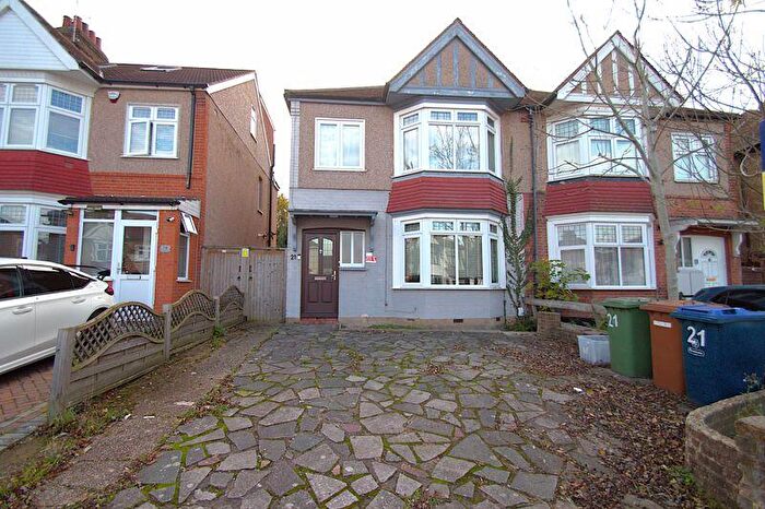 3 Bedroom Semi-Detached House To Rent In Cambridge Road, North Harrow, HA2