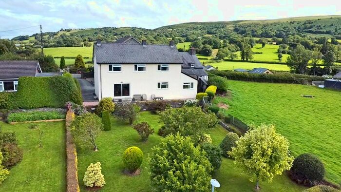 3 Bedroom Detached House For Sale In Llanerfyl, Welshpool, Powys, SY21