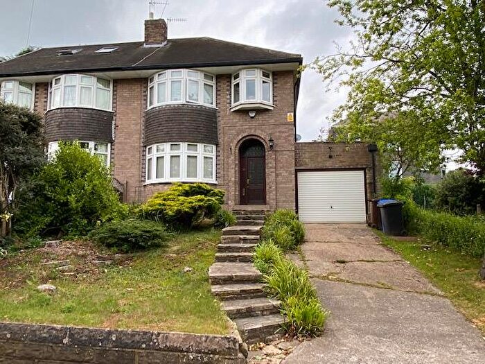 3 Bedroom Semi-Detached House To Rent In Tetney Road, Sheffield, S10
