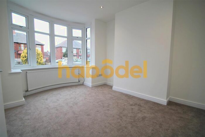 3 Bedroom Semi-Detached House To Rent In Lanehouse Road, Thornaby, Stockton-On-Tees, TS17
