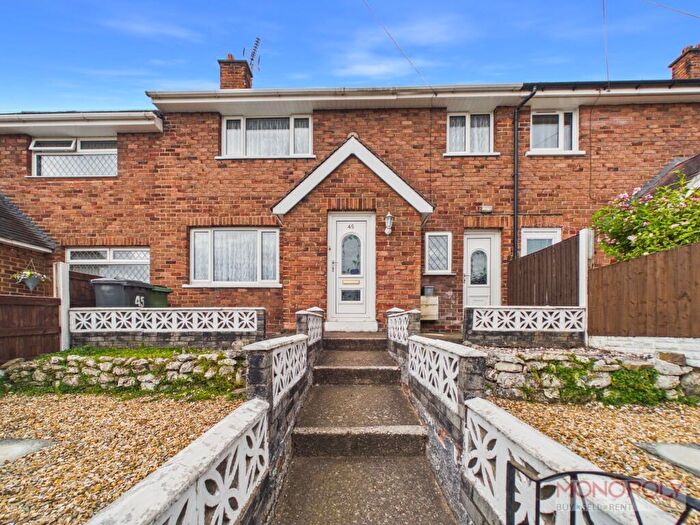 3 Bedroom Terraced House For Sale In Heol Hyfryd, Gwersyllt, LL11