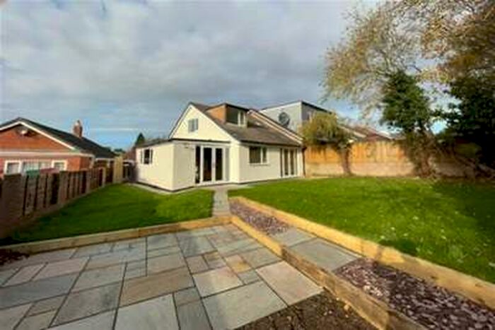 4 Bedroom House To Rent In View Street, Hednesford, WS12