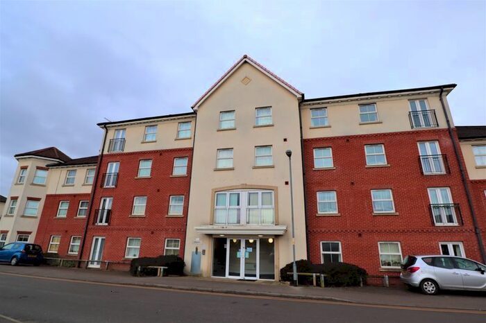 2 Bedroom Flat To Rent In Olsen Rise, Lincoln LN2