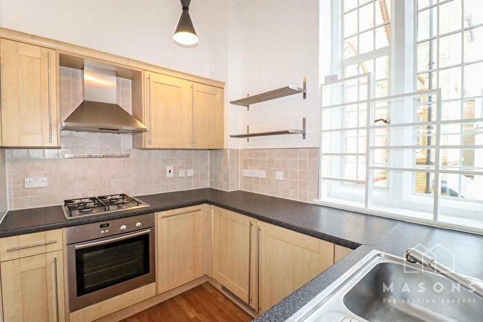 1 Bedroom Flat To Rent In Kingsley Avenue, Fairfield Park, Bedfordshire, SG5