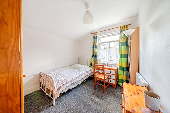 4 Bedroom Terraced House To Rent In Glenwood Road, Harringay, London, N15