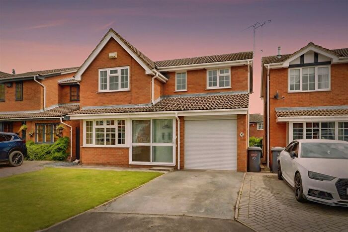 4 Bedroom Detached House For Sale In Priory Close, Crewe, CW1