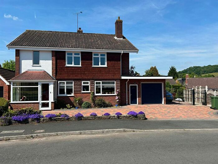 4 Bedroom Detached House For Sale In Hagley Close, Hagley, DY9