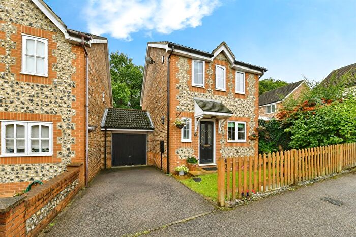 3 Bedroom Detached House For Sale In Thirlmere, Great Ashby, Stevenage, SG1