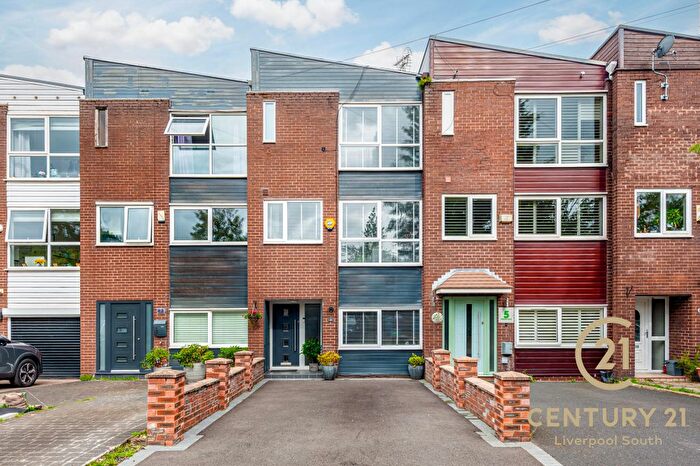 3 Bedroom Town House For Sale In Elm House Mews, Gateacre, Liverpool, L25