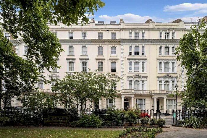 1 Bedroom Flat To Rent In Talbot Square, London, W2