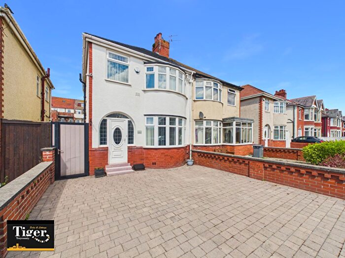 2 Bedroom Semi-Detached House For Sale In Sandhills Avenue, Blackpool, FY4