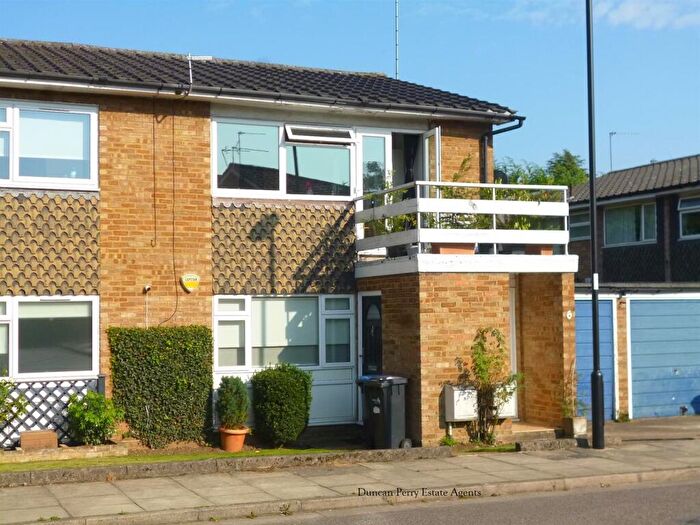 1 Bedroom Maisonette To Rent In Highfield Court, Southgate, London, N14
