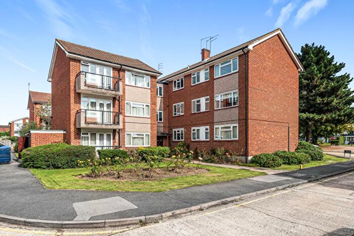 2 Bedroom Apartment To Rent In Albemarle Park, Stanmore, HA7