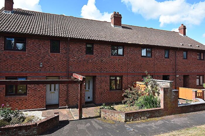 3 Bedroom Terraced House For Sale In Laxton Avenue, Hill Barton, Exeter, EX1