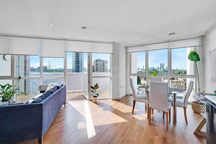 2 Bedroom Flat To Rent In Discovery Tower, Canning Town, E16