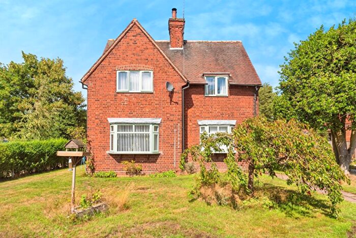 3 Bedroom Detached House For Sale In Mickledale Lane, Bilsthorpe, Newark, NG22