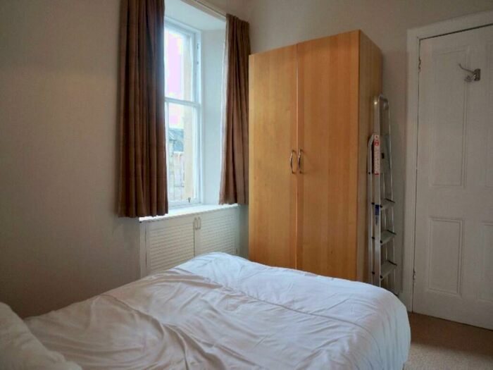 1 Bedroom Flat To Rent In Wardlaw Place, Gorgie, Edinburgh, EH11
