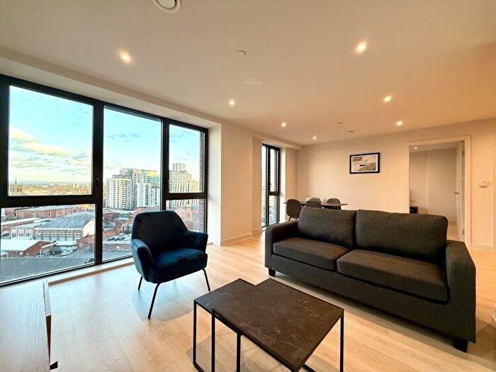 2 Bedroom Apartment To Rent In Waterhouse Gardens Dutton Street, M3