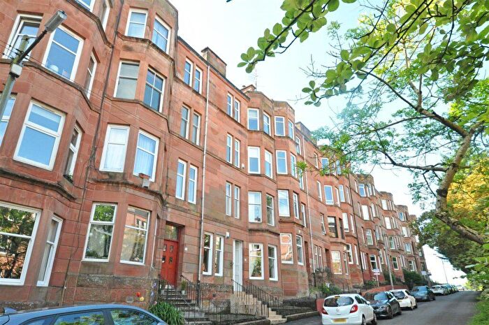 1 Bedroom Apartment To Rent In Bellwood Street, Shawlands, G41